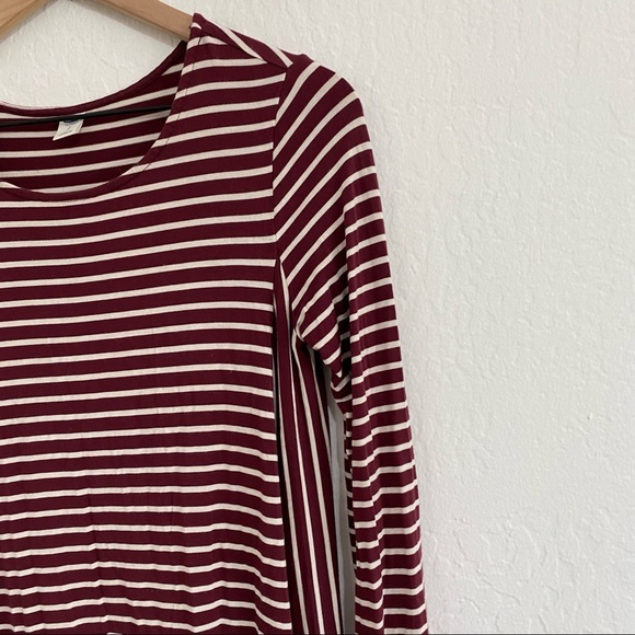 Old Navy Women’s S Long Sleeve Striped Flare Mid Length Skater Dress Pullover - Picture 2 of 7